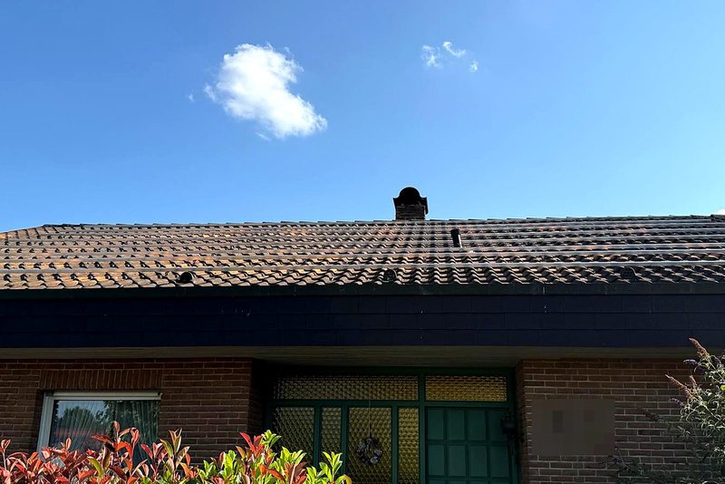 Historisches Geb&auml;ude mit Photovoltaikanlage mit Photovoltaikanlage von Sch&ouml;nwald Handwerkerservice im Raum Heilbronn